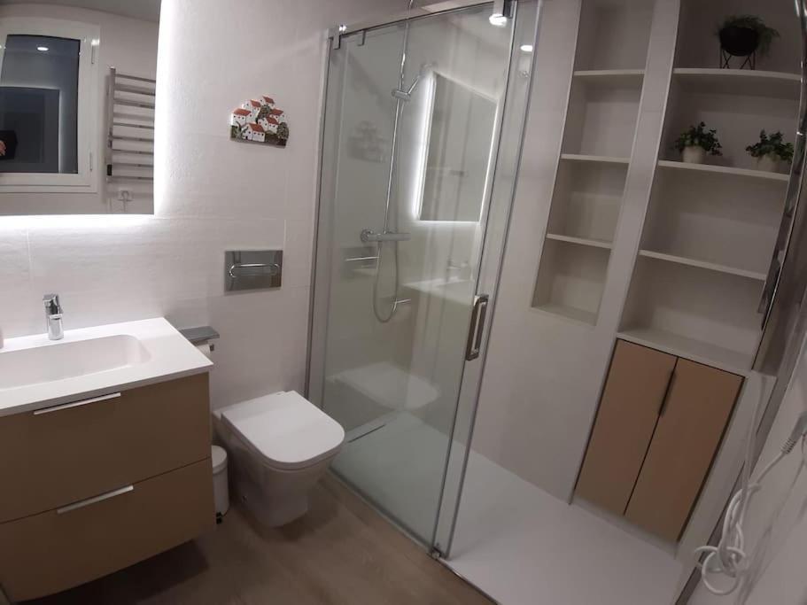 Nuevo-Luminoso Y Moderno. Parking Gratis!! Apartment Sevilla Bagian luar foto