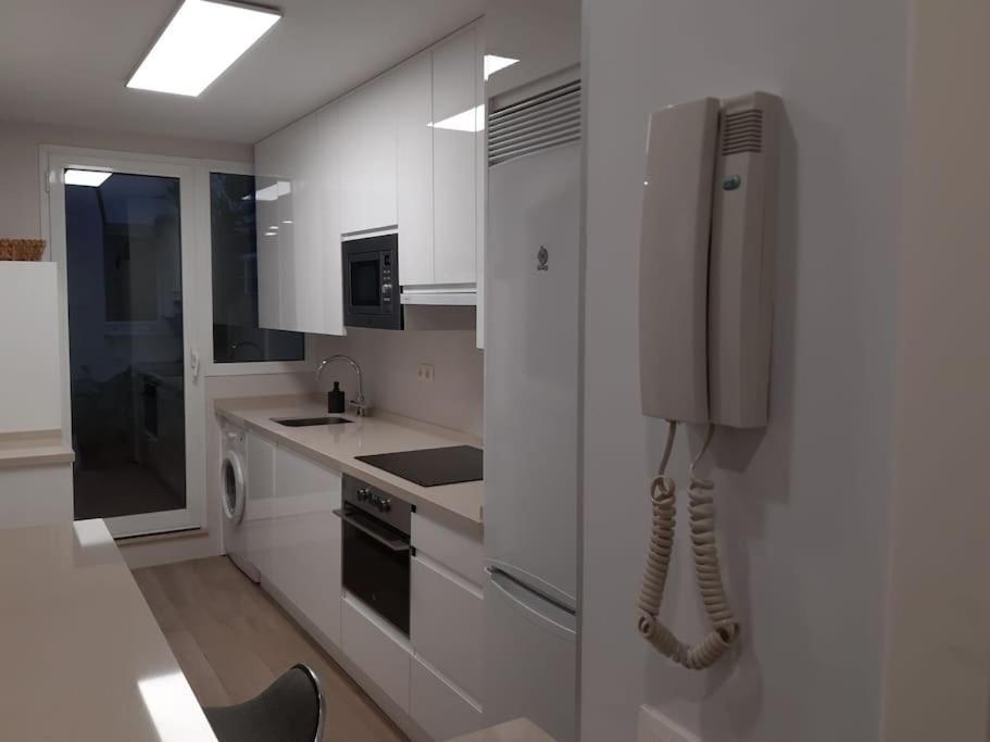 Nuevo-Luminoso Y Moderno. Parking Gratis!! Apartment Sevilla Bagian luar foto